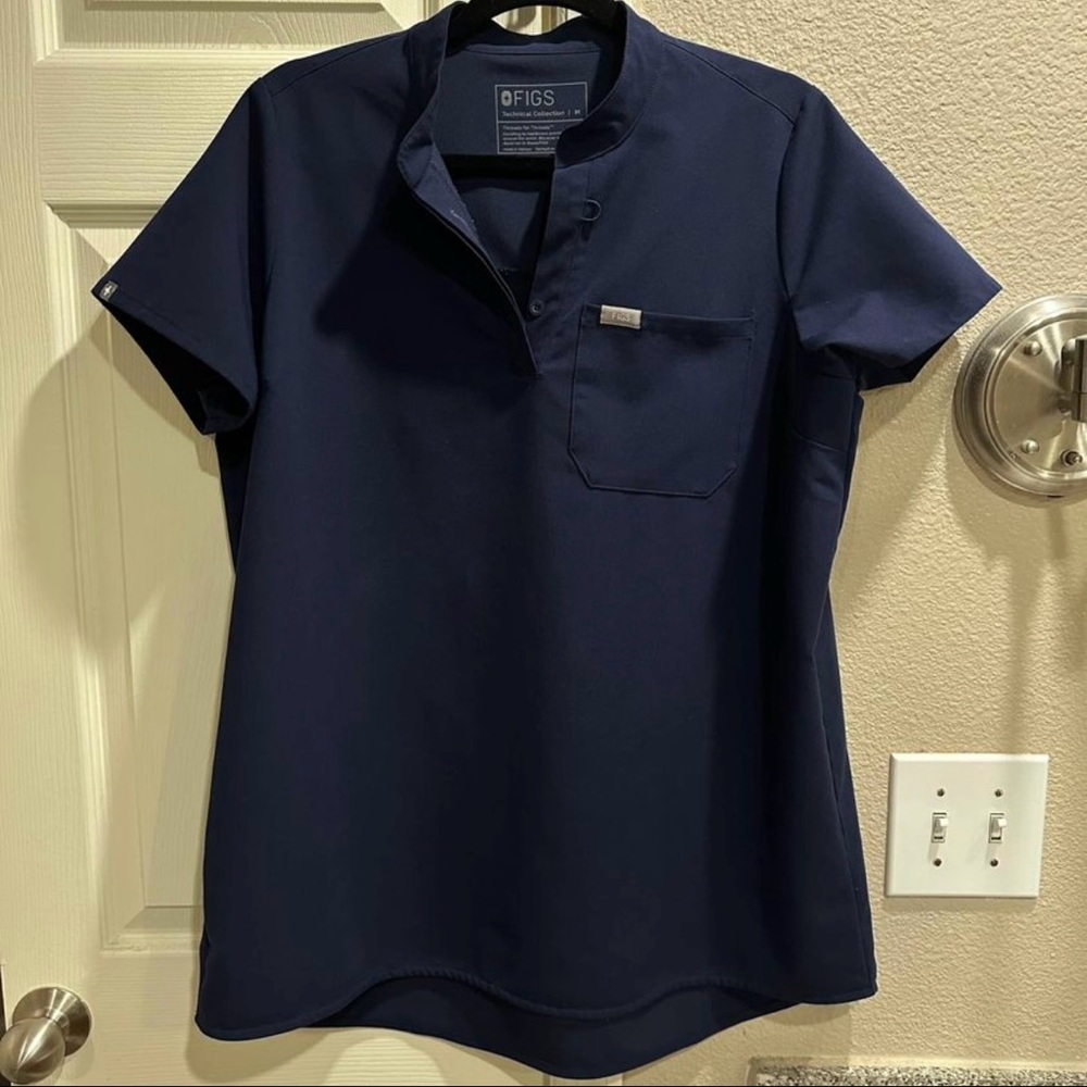 Figs Maternity Scrub Top